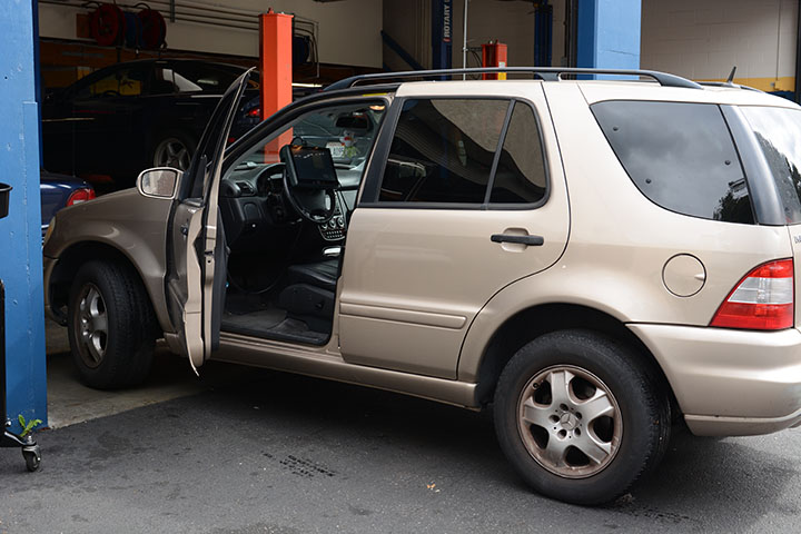 Our techniciand have taken many quto repair courses to kkep up with the latest European and Japanese cars.